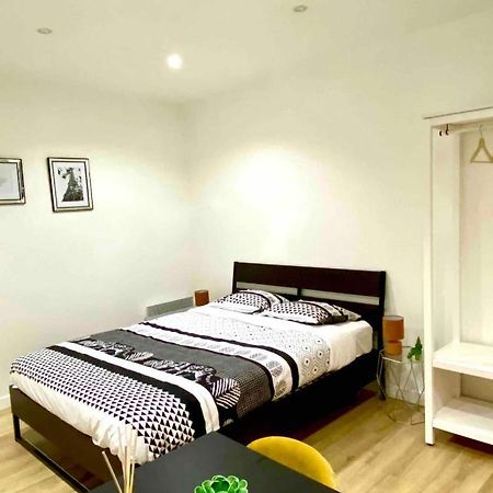 Studio City Center Of Mons Apartment Ngoại thất bức ảnh